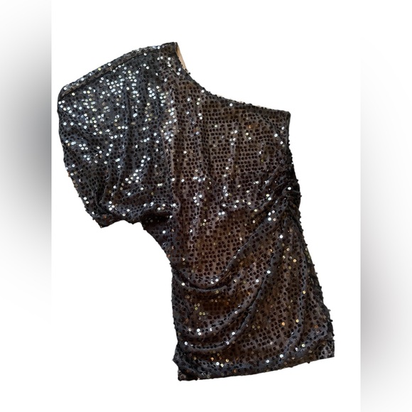 Top one shoulders, - Picture 1 of 2